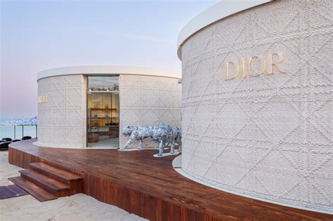 dior pop ups.